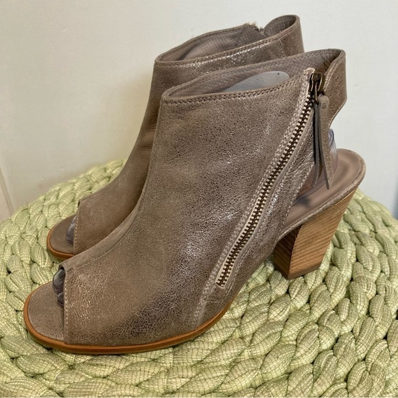 Paul Green Cayenne Bronze Metallic Leather Open Toe Heel Booties - Picture 2 of 10